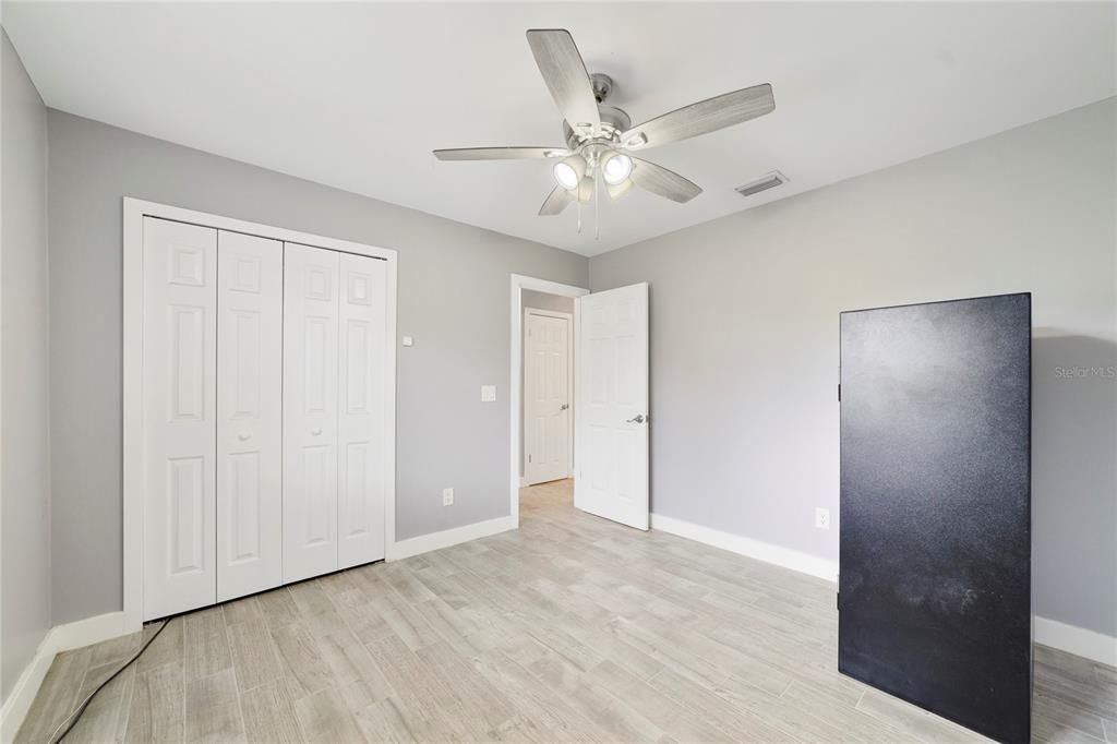 Active With Contract: $475,000 (4 beds, 2 baths, 1605 Square Feet)