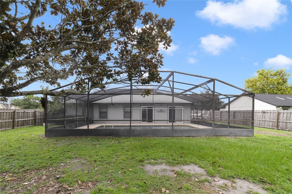 Active With Contract: $475,000 (4 beds, 2 baths, 1605 Square Feet)