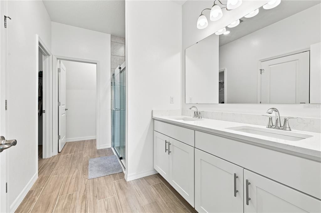 En Venta: $385,000 (3 camas, 2 baños, 1673 Pies cuadrados)