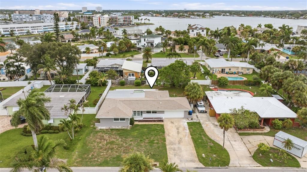 Activo con contrato: $499,000 (3 camas, 3 baños, 1964 Pies cuadrados)