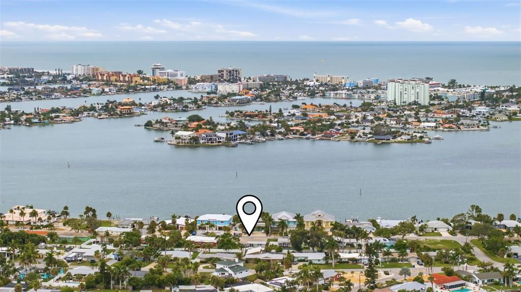 Activo con contrato: $499,000 (3 camas, 3 baños, 1964 Pies cuadrados)