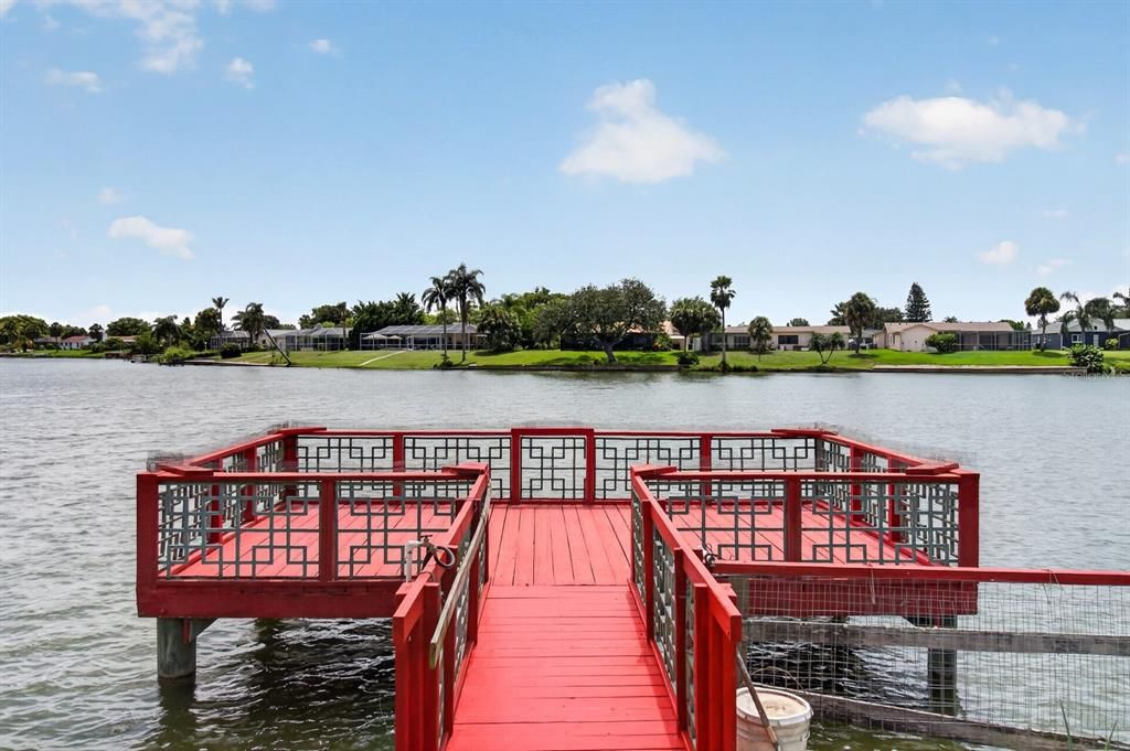 En Venta: $438,000 (3 camas, 3 baños, 1910 Pies cuadrados)