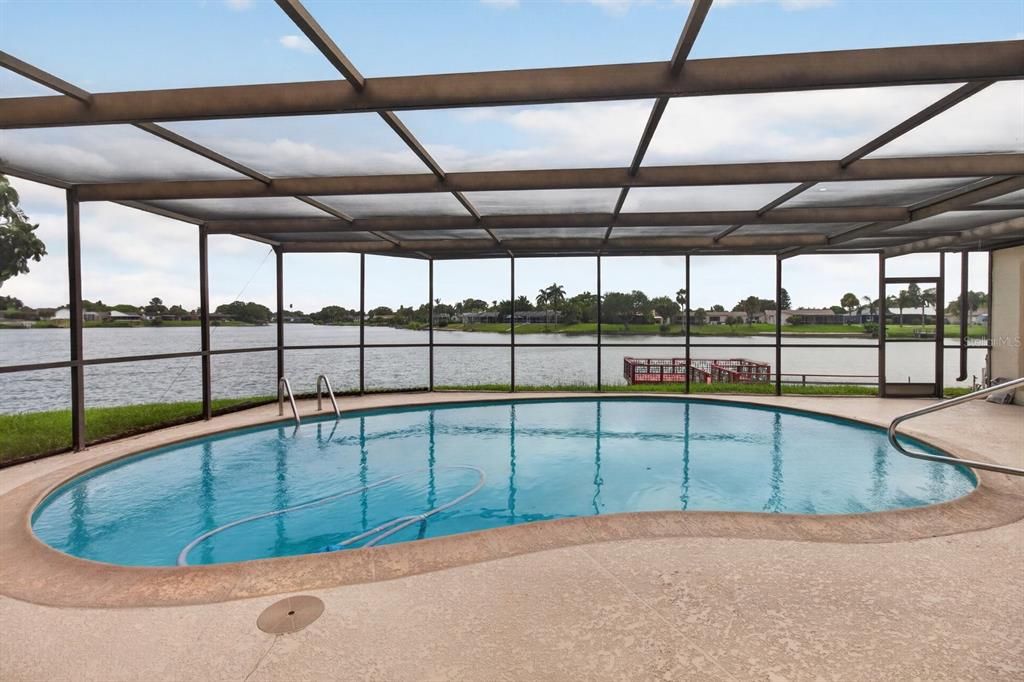 En Venta: $438,000 (3 camas, 3 baños, 1910 Pies cuadrados)