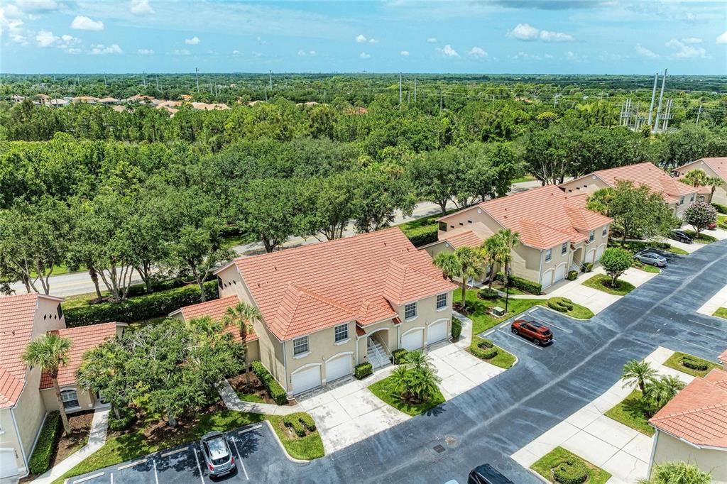 For Sale: $275,000 (2 beds, 2 baths, 1406 Square Feet)