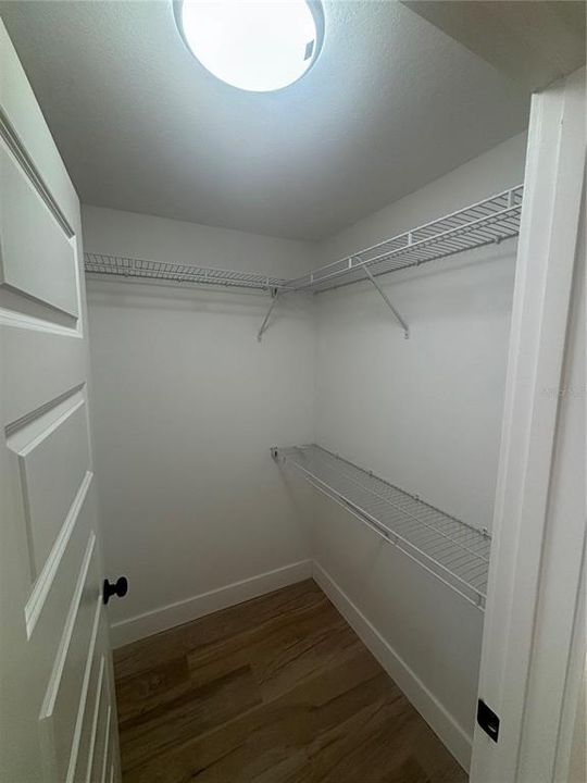 На продажу: $369,900 (3 спален, 2 ванн, 1208 Квадратных фут)
