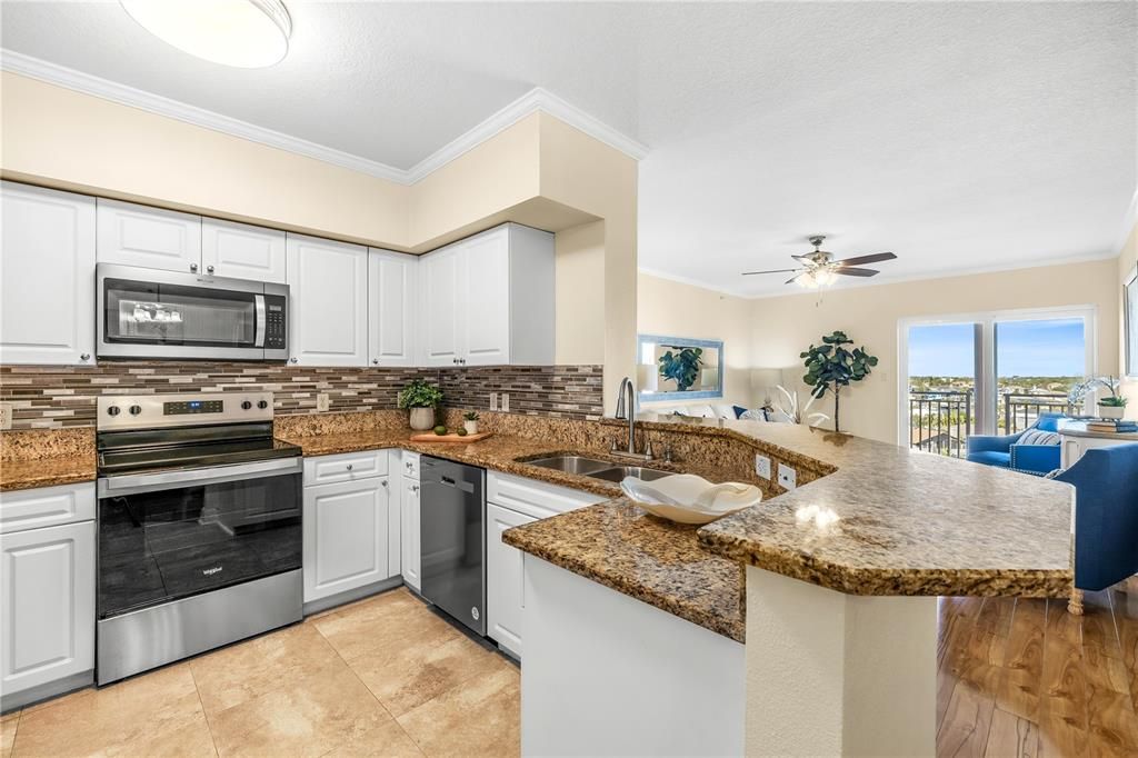 En Renta: $2,200 (3 camas, 2 baños, 1525 Pies cuadrados)