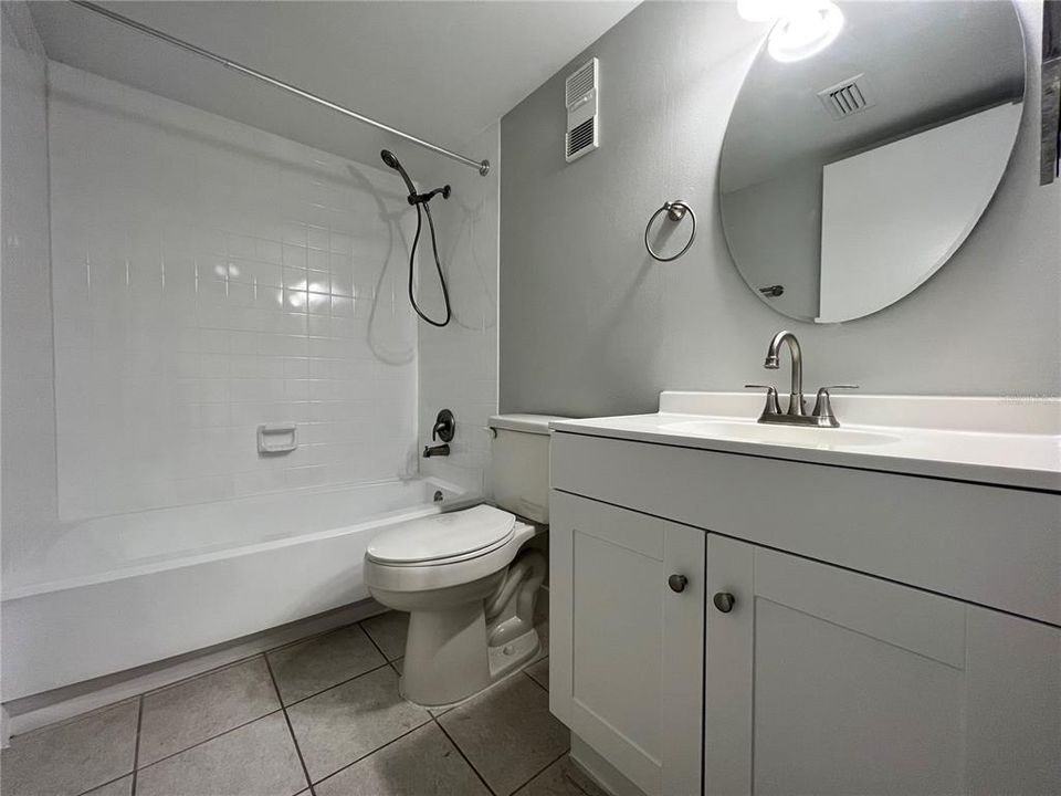 For Rent: $1,500 (2 beds, 2 baths, 897 Square Feet)