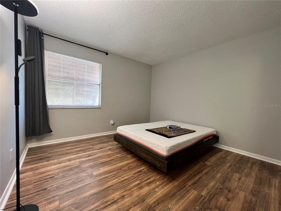 For Rent: $1,500 (2 beds, 2 baths, 897 Square Feet)