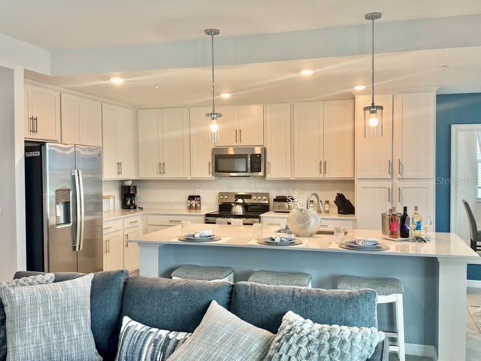 For Rent: $3,500 (2 beds, 2 baths, 1154 Square Feet)