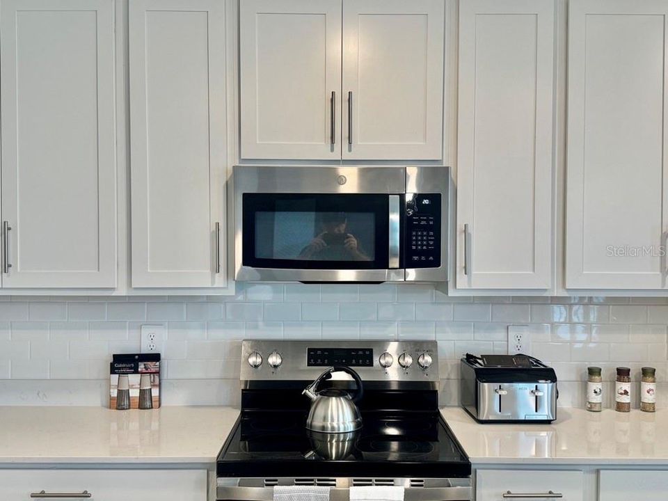 For Rent: $3,500 (2 beds, 2 baths, 1154 Square Feet)