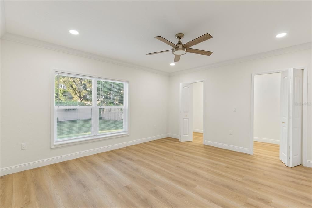 En Venta: $625,000 (3 camas, 3 baños, 2172 Pies cuadrados)