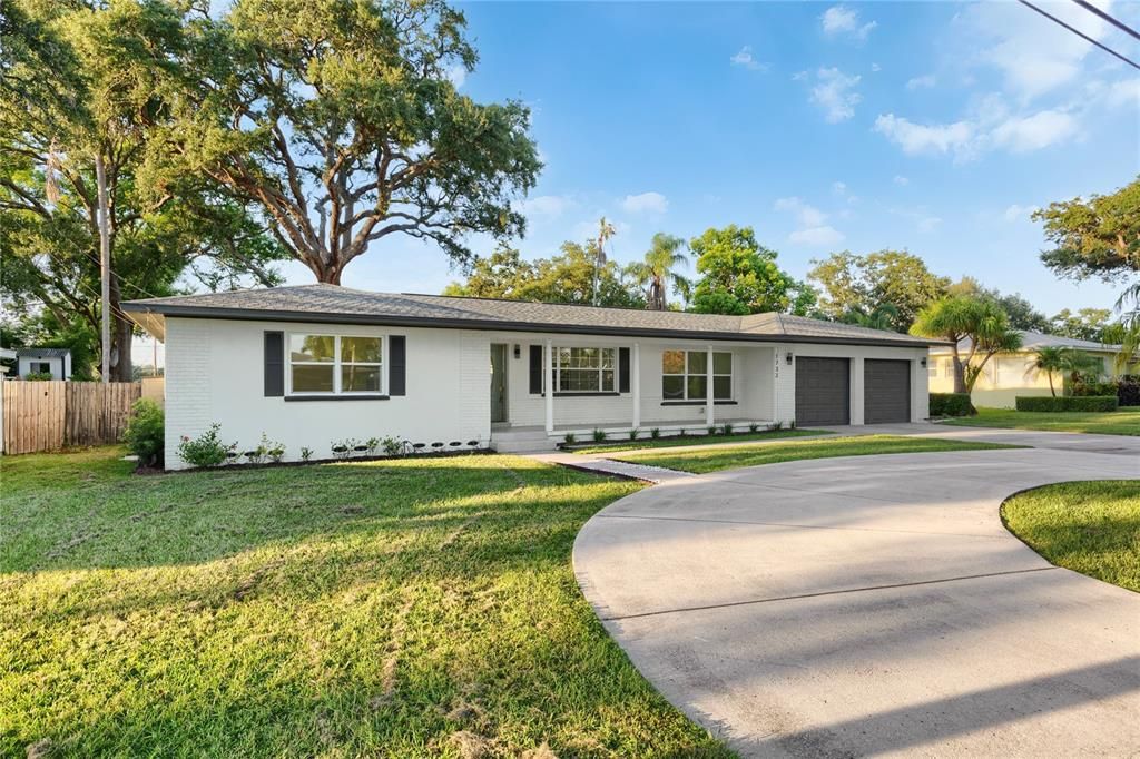 En Venta: $625,000 (3 camas, 3 baños, 2172 Pies cuadrados)
