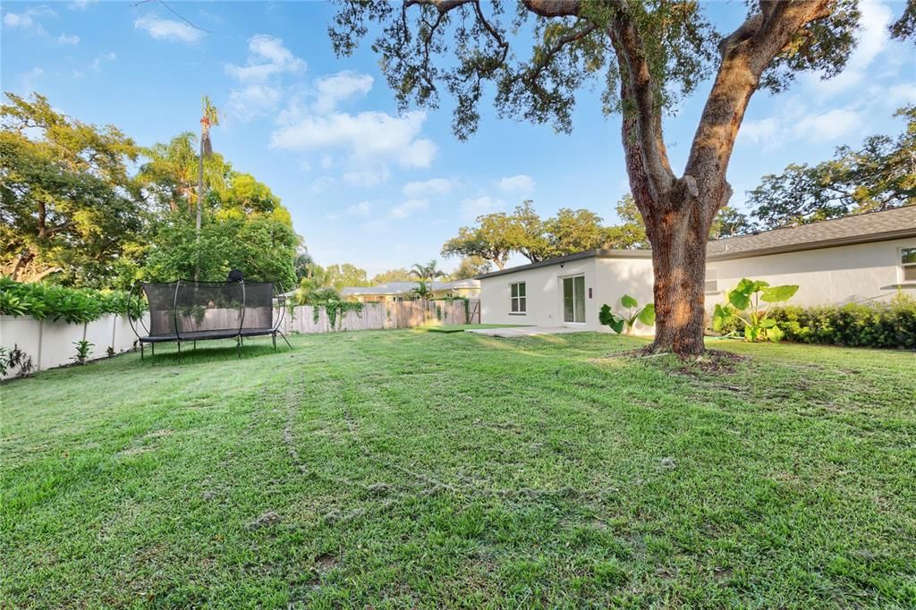 En Venta: $625,000 (3 camas, 3 baños, 2172 Pies cuadrados)