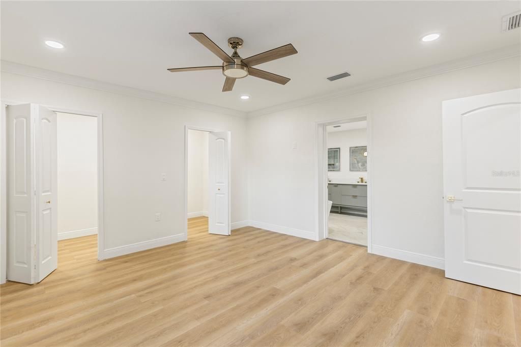 En Venta: $625,000 (3 camas, 3 baños, 2172 Pies cuadrados)