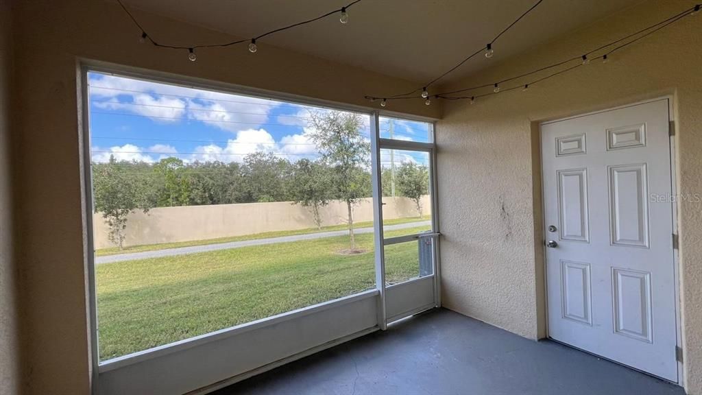 For Rent: $1,990 (3 beds, 2 baths, 1762 Square Feet)
