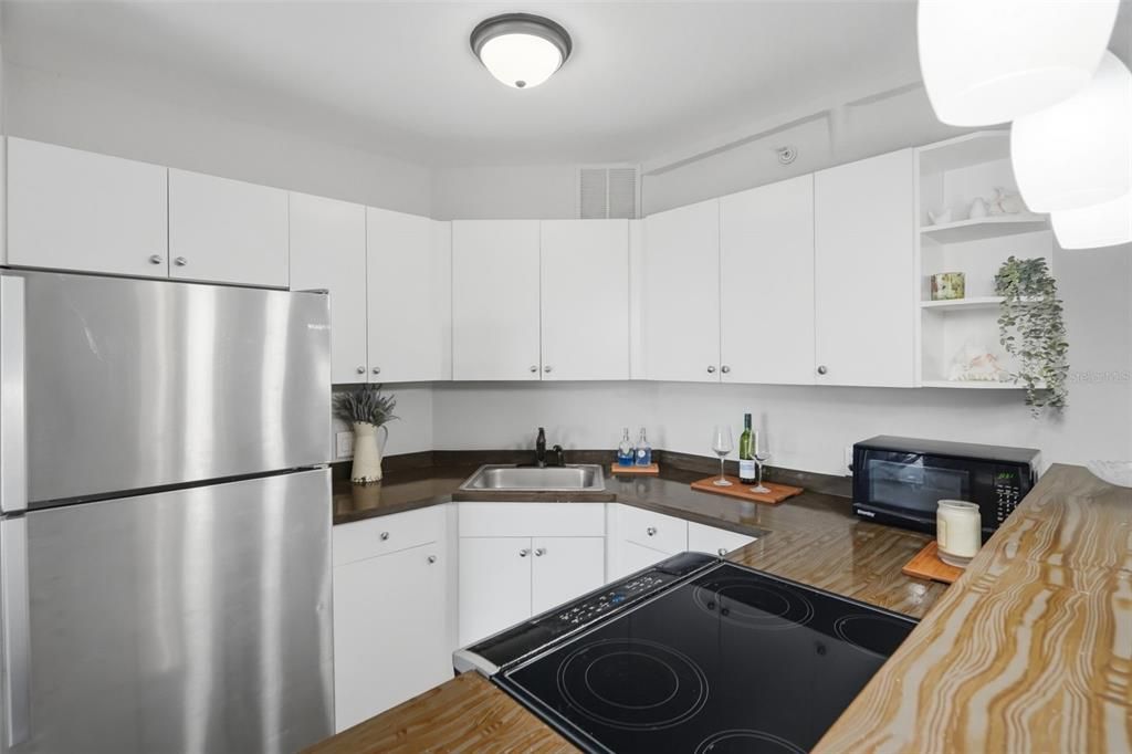 En Venta: $82,000 (1 camas, 1 baños, 646 Pies cuadrados)
