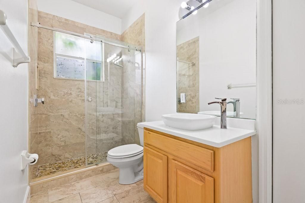 For Sale: $1,175,000 (5 beds, 5 baths, 4821 Square Feet)
