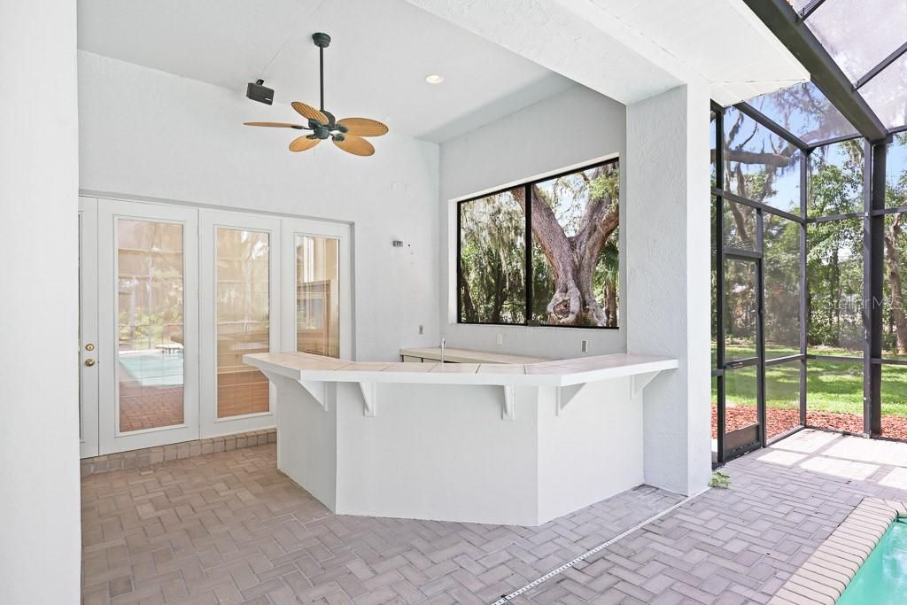 For Sale: $1,175,000 (5 beds, 5 baths, 4821 Square Feet)