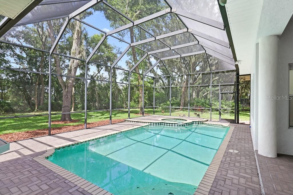 For Sale: $1,175,000 (5 beds, 5 baths, 4821 Square Feet)