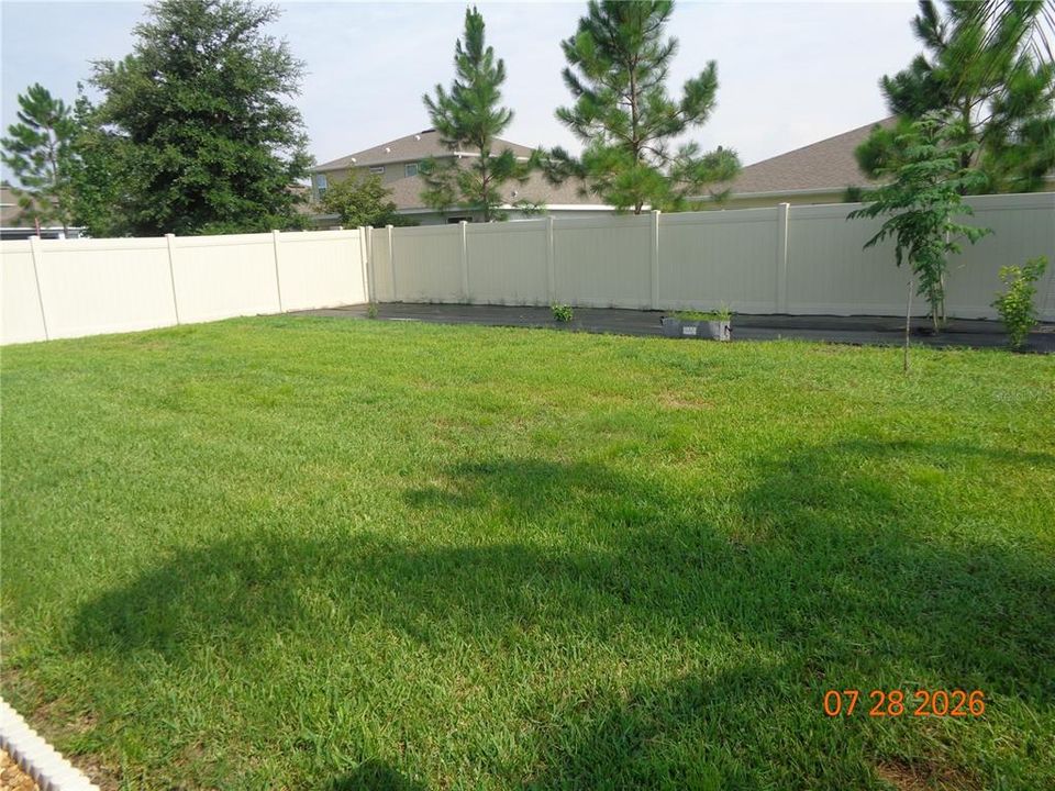 For Rent: $2,495 (3 beds, 2 baths, 1650 Square Feet)