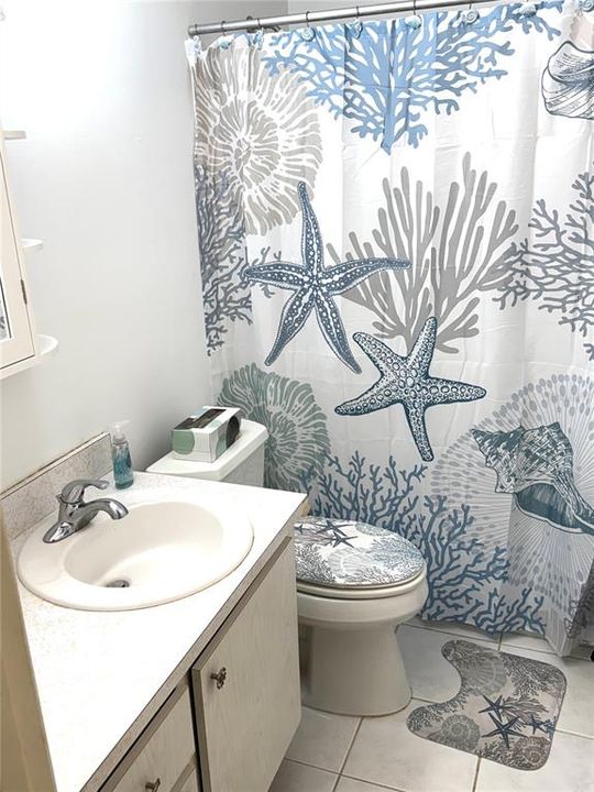 For Sale: $129,000 (2 beds, 1 baths, 900 Square Feet)