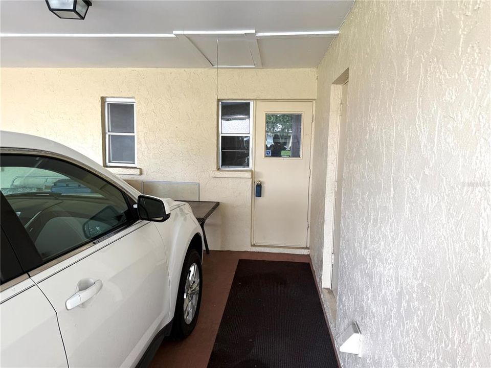 For Sale: $129,000 (2 beds, 1 baths, 900 Square Feet)