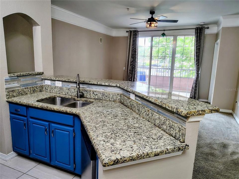 На продажу: $144,900 (2 спален, 1 ванн, 1035 Квадратных фут)