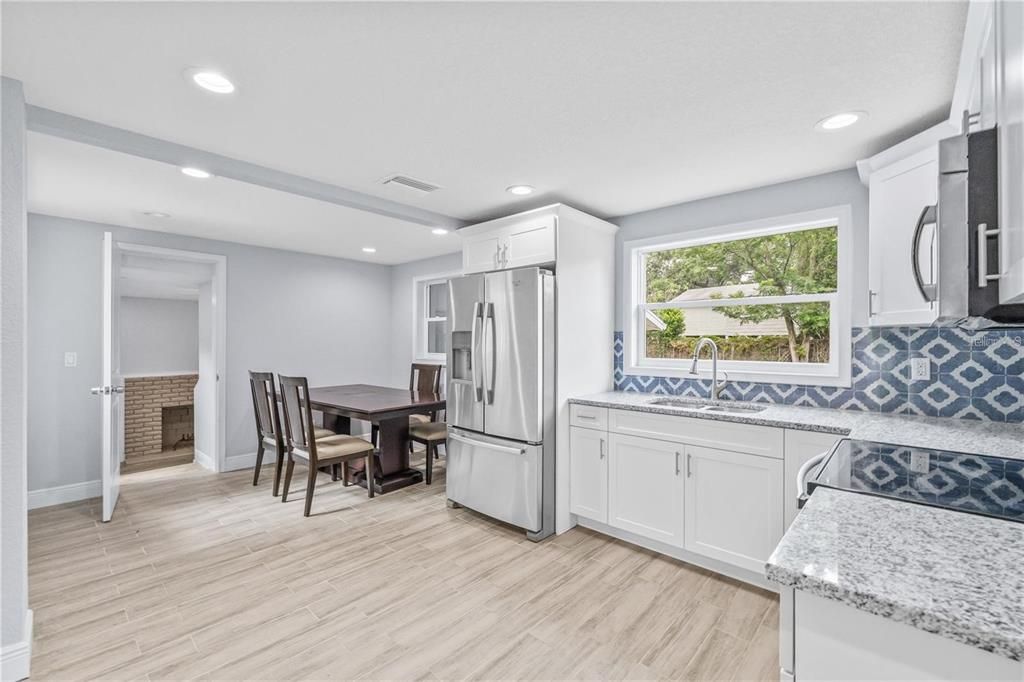 Active With Contract: $335,000 (4 beds, 3 baths, 1570 Square Feet)
