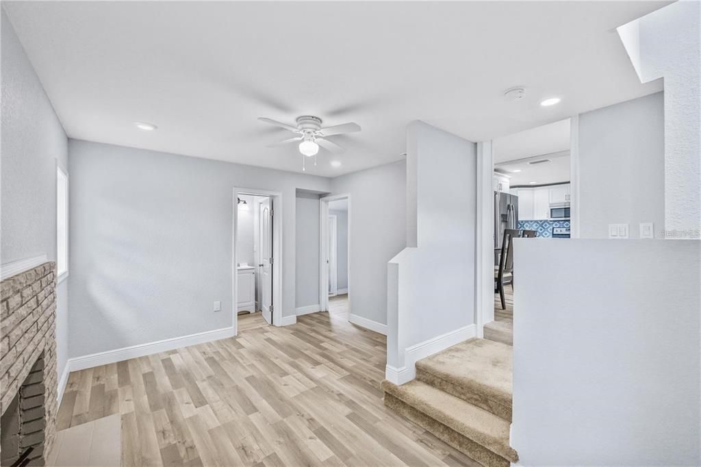 Active With Contract: $335,000 (4 beds, 3 baths, 1570 Square Feet)