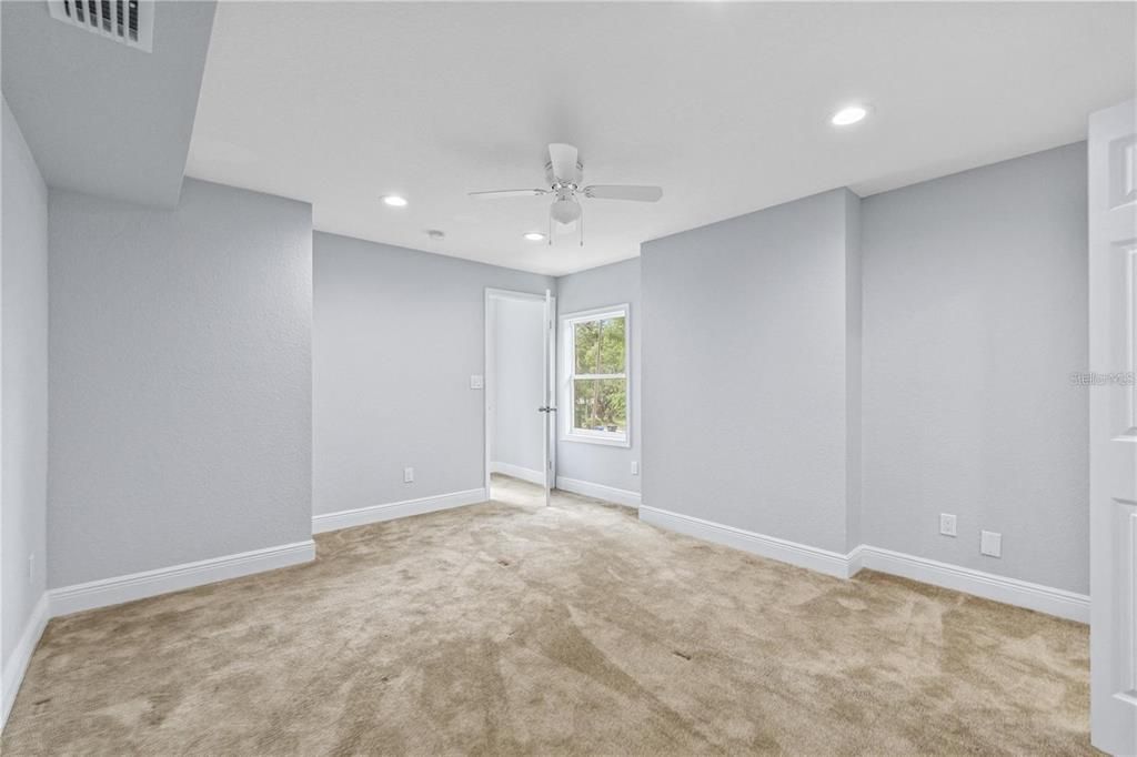 Active With Contract: $335,000 (4 beds, 3 baths, 1570 Square Feet)