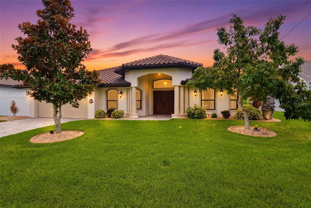 Recently Sold: $849,000 (4 beds, 3 baths, 2410 Square Feet)