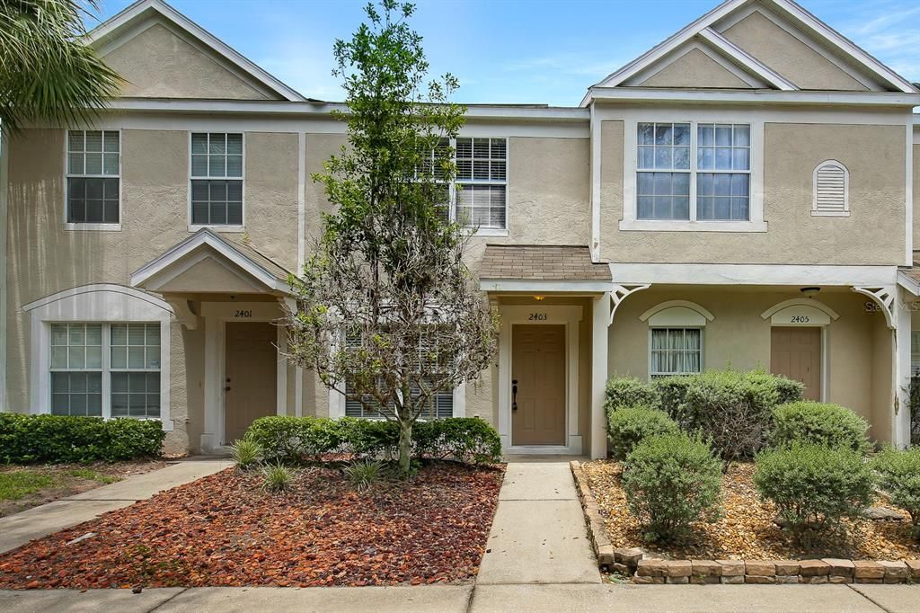 For Rent: $1,775 (2 beds, 1 baths, 1110 Square Feet)