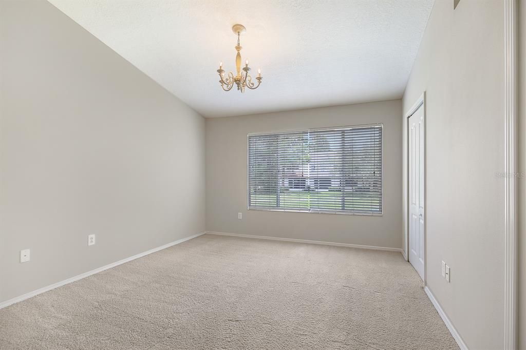 For Rent: $1,775 (2 beds, 1 baths, 1110 Square Feet)