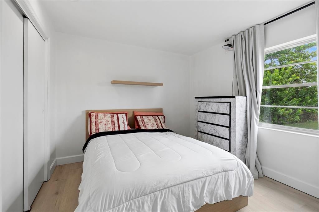 For Sale: $420,000 (4 beds, 2 baths, 1683 Square Feet)