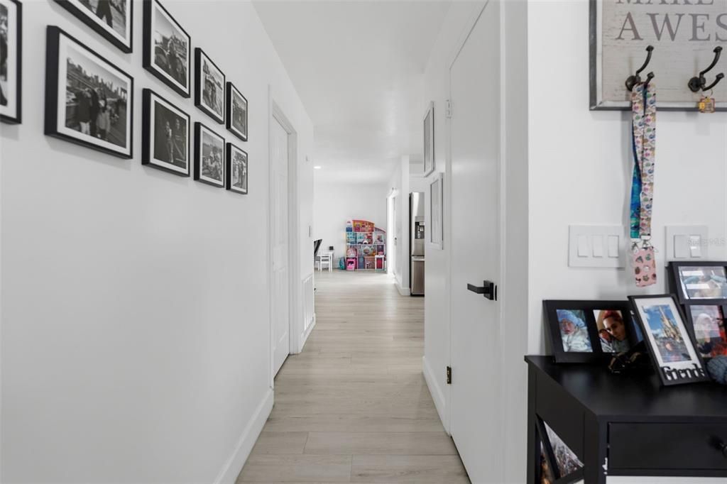 For Sale: $420,000 (4 beds, 2 baths, 1683 Square Feet)
