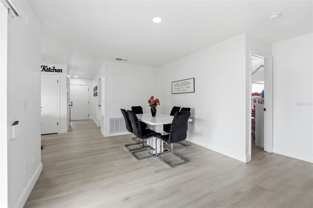 For Sale: $420,000 (4 beds, 2 baths, 1683 Square Feet)