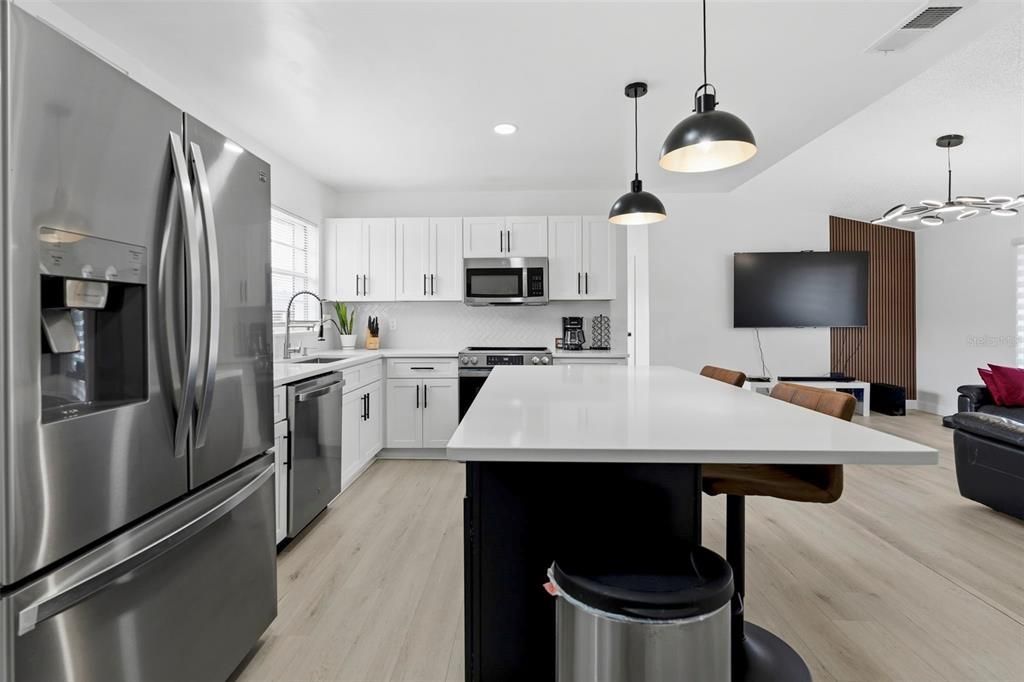 For Sale: $420,000 (4 beds, 2 baths, 1683 Square Feet)