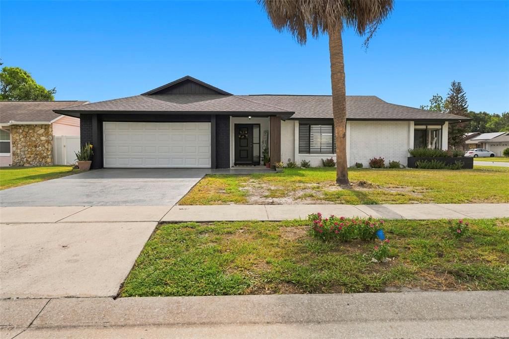For Sale: $420,000 (4 beds, 2 baths, 1683 Square Feet)