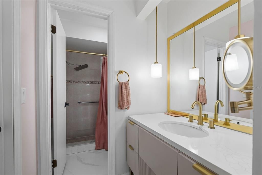 For Sale: $420,000 (4 beds, 2 baths, 1683 Square Feet)