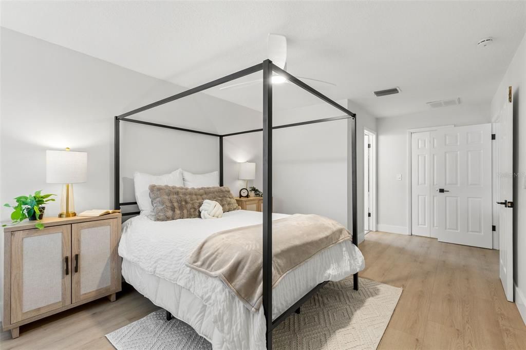 For Sale: $479,000 (3 beds, 2 baths, 1599 Square Feet)