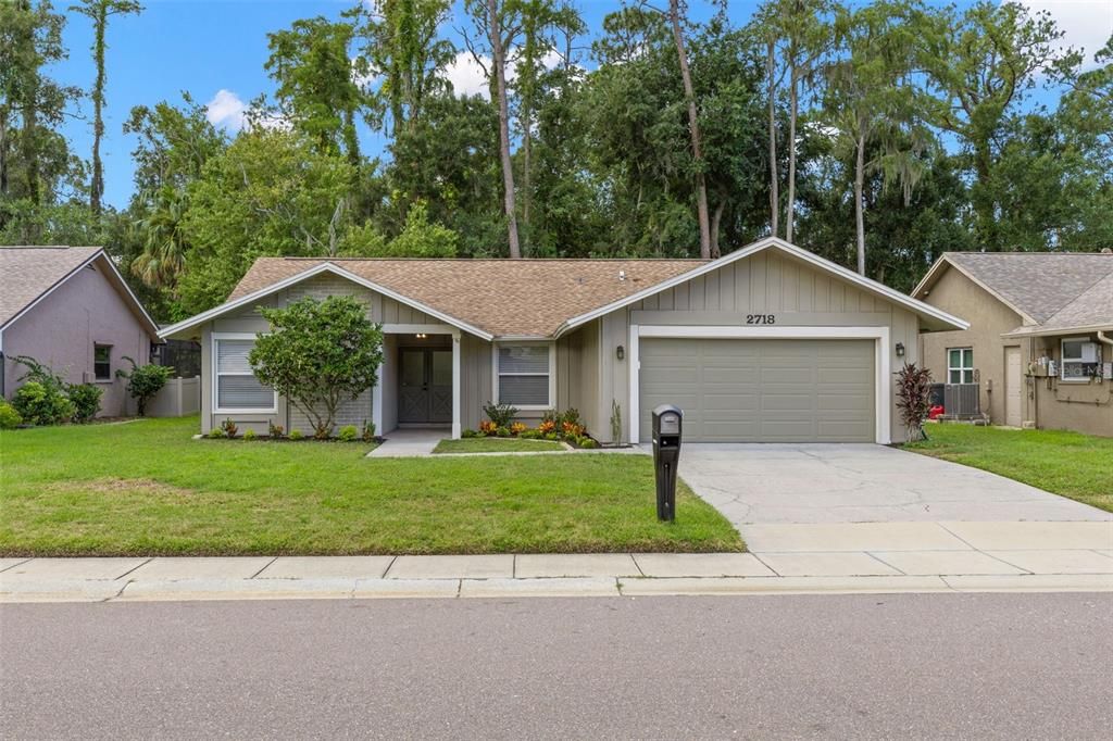 For Sale: $479,000 (3 beds, 2 baths, 1599 Square Feet)