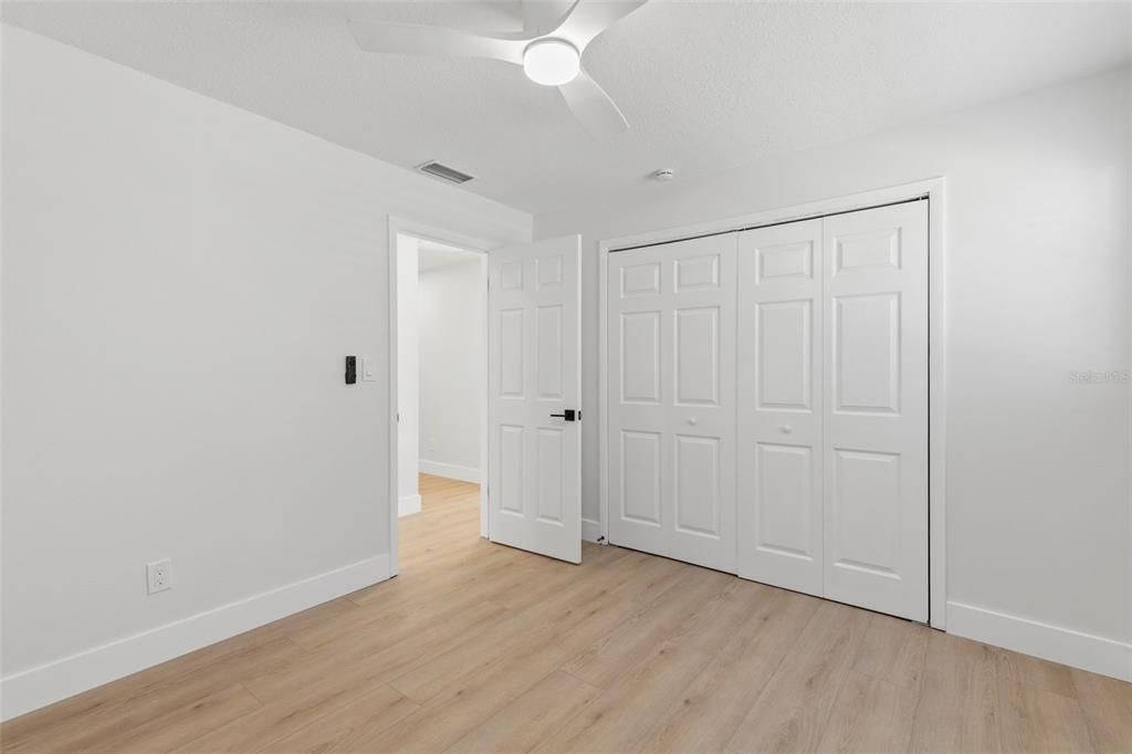 For Sale: $479,000 (3 beds, 2 baths, 1599 Square Feet)