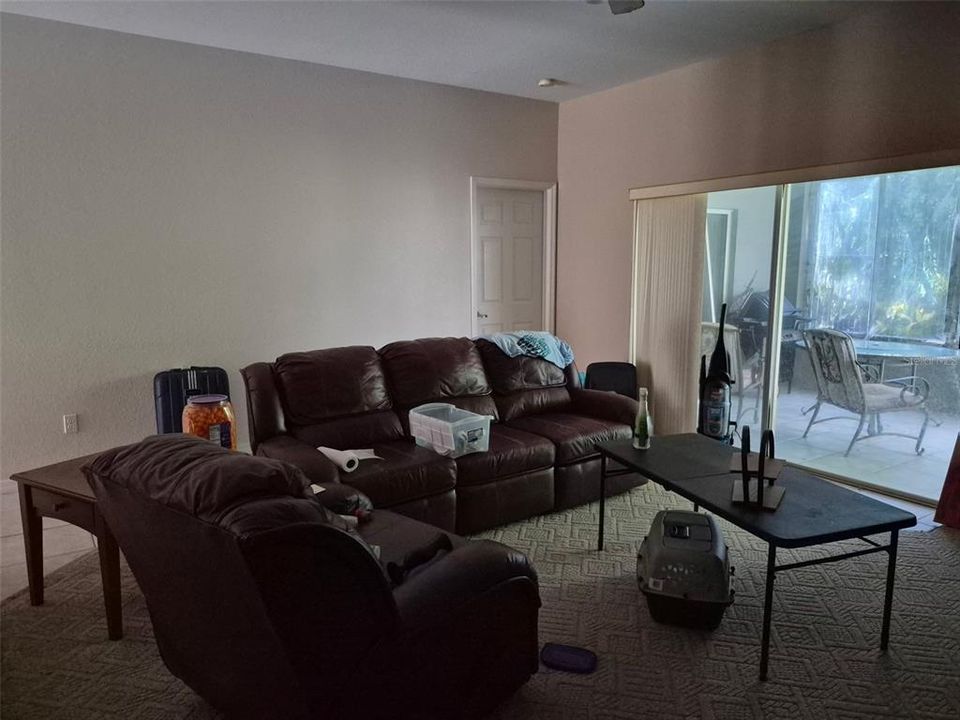 For Sale: $399,000 (4 beds, 3 baths, 2361 Square Feet)