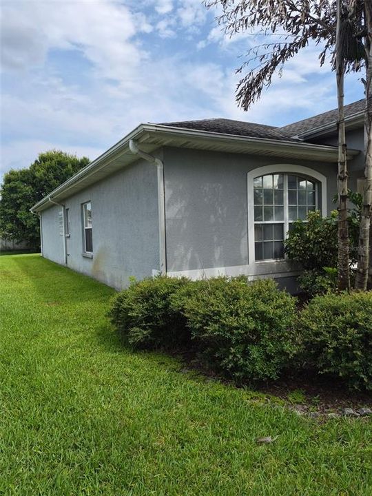 For Sale: $399,000 (4 beds, 3 baths, 2361 Square Feet)