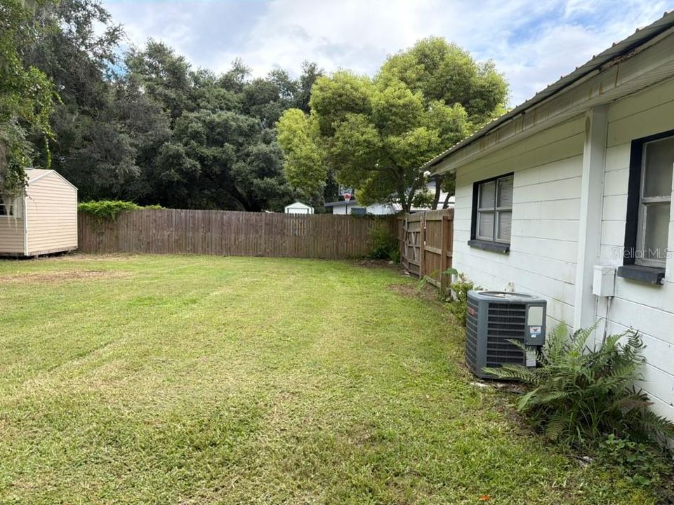 For Sale: $240,000 (4 beds, 2 baths, 1664 Square Feet)