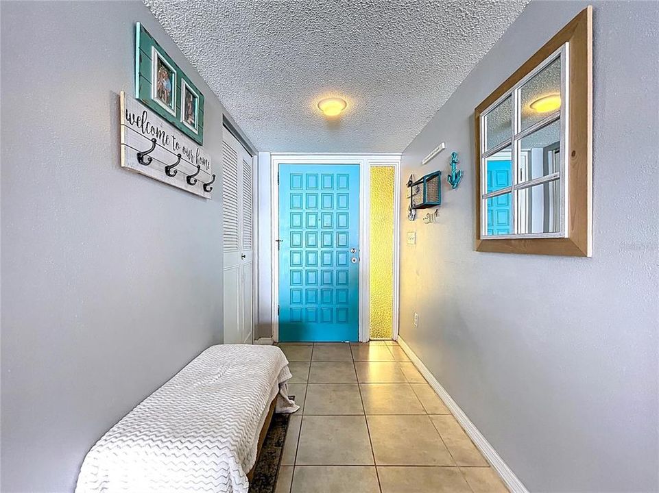 For Sale: $400,000 (3 beds, 2 baths, 1457 Square Feet)