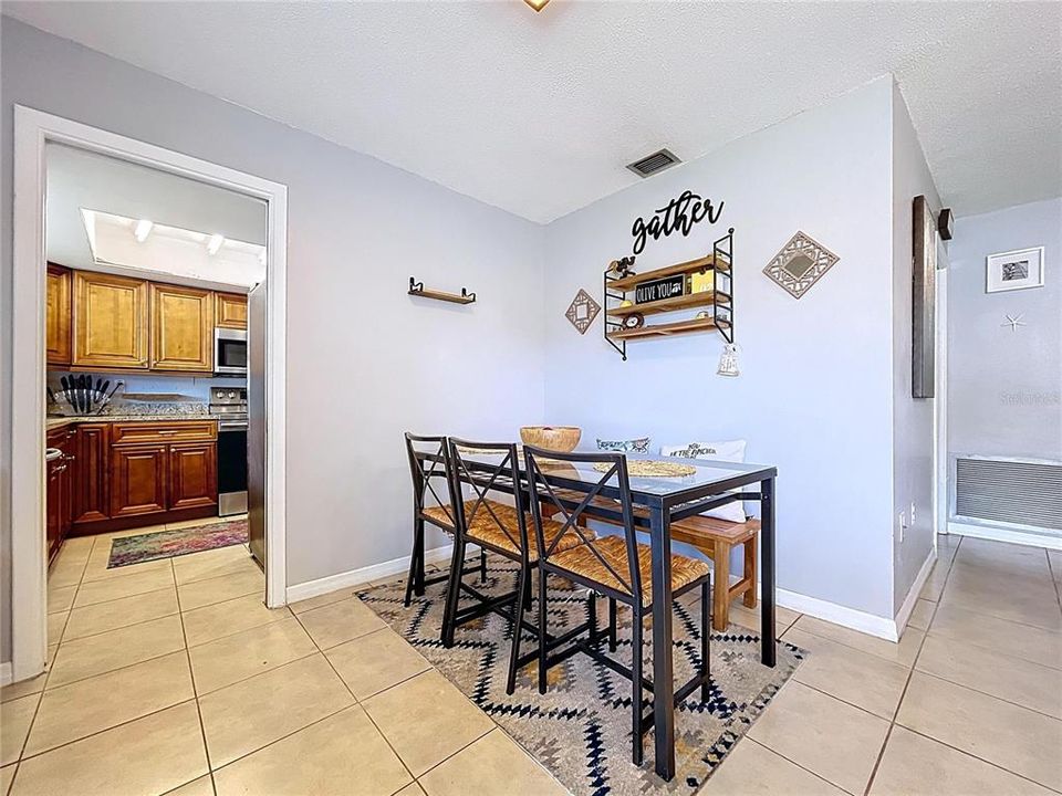 For Sale: $400,000 (3 beds, 2 baths, 1457 Square Feet)