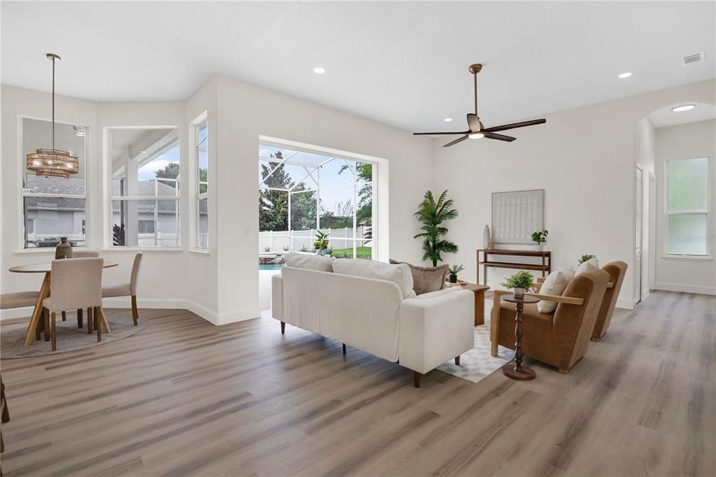 Active With Contract: $624,900 (4 beds, 3 baths, 2373 Square Feet)