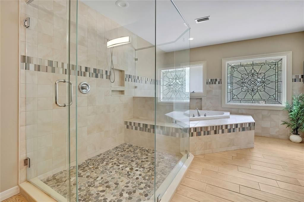 For Sale: $949,000 (5 beds, 5 baths, 5911 Square Feet)