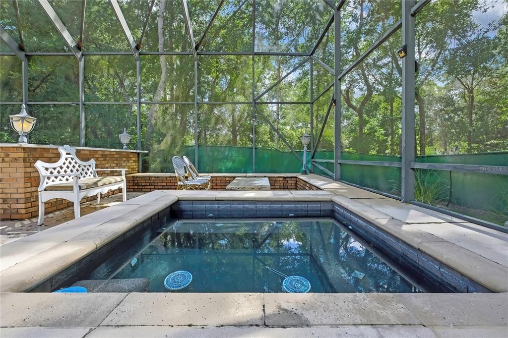 For Sale: $949,000 (5 beds, 5 baths, 5911 Square Feet)